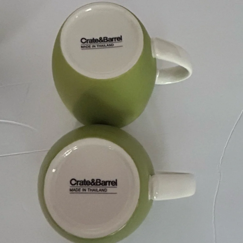 Set of 2 CRATE & BARREL Hamptons Green 4” Mugs